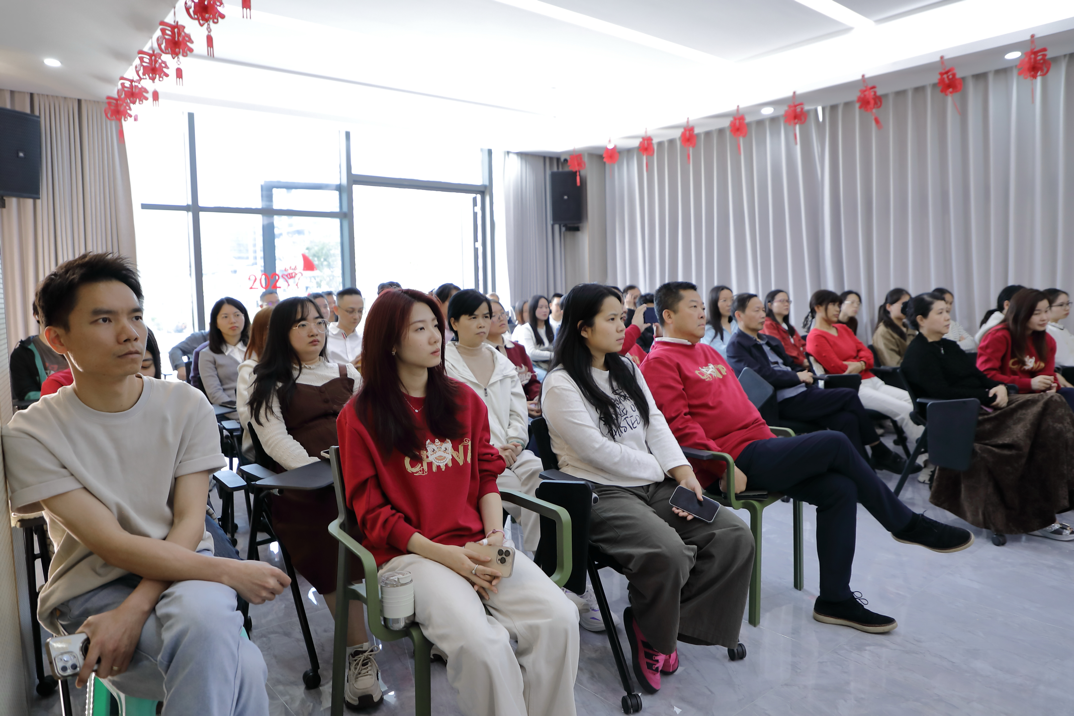 We are a distinctive Chinese watch R&amp