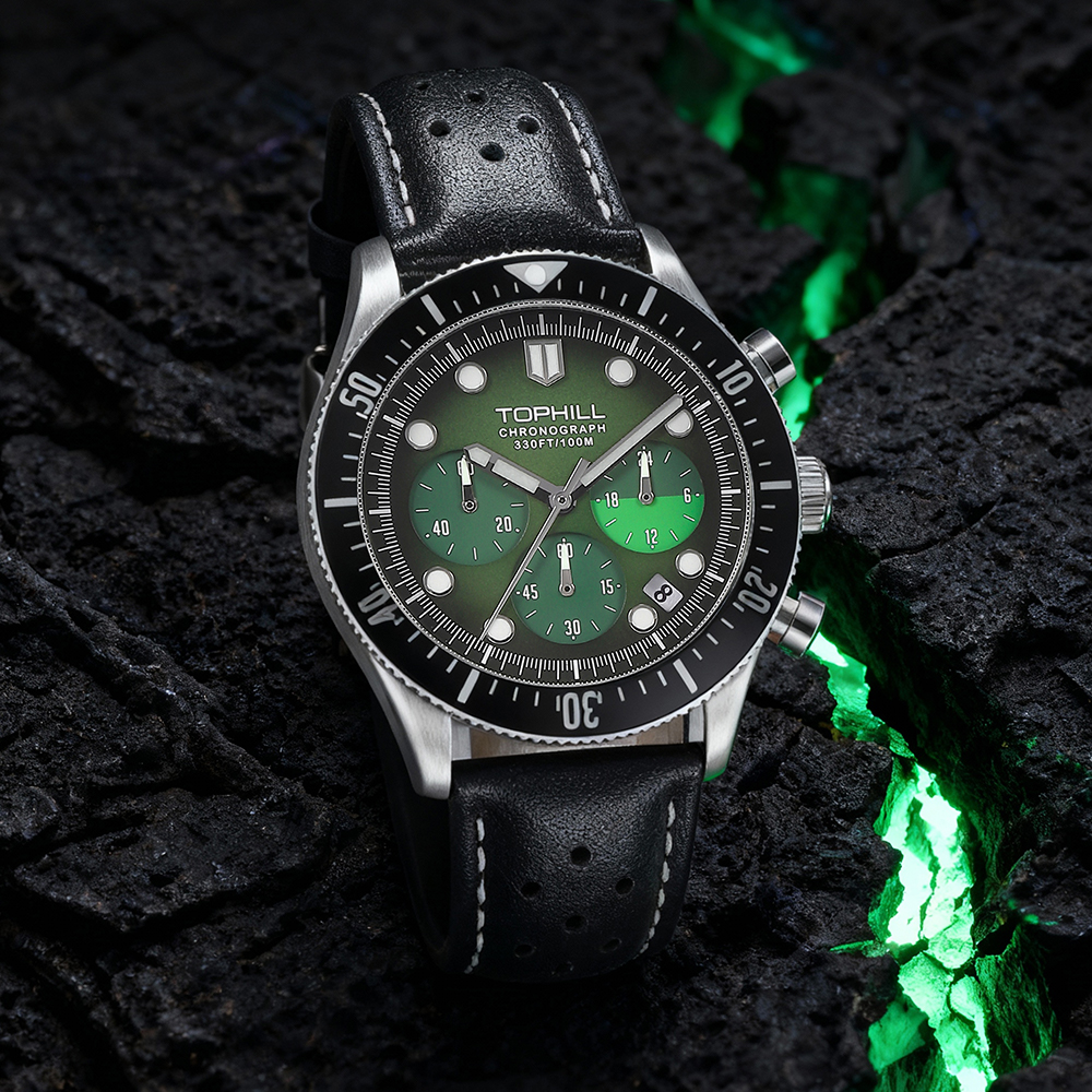 How to Choose the Best Chronograph Watch for Travel Use for Business Trips?(图1)